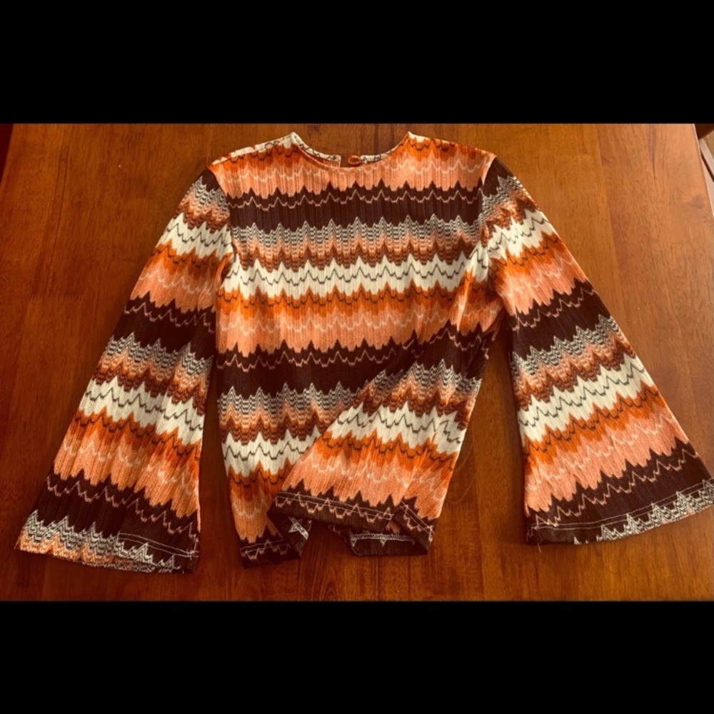 Vintage Bohemian style button-back sweater - Women’s M